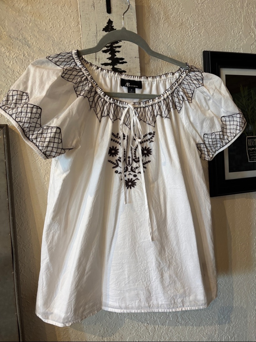 AB Studio White Peasant Blouse with Brown Embroidery